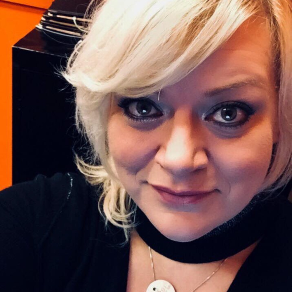 Meet your Posher, Hannah c.